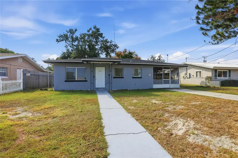 225 E Pomelo St, FL