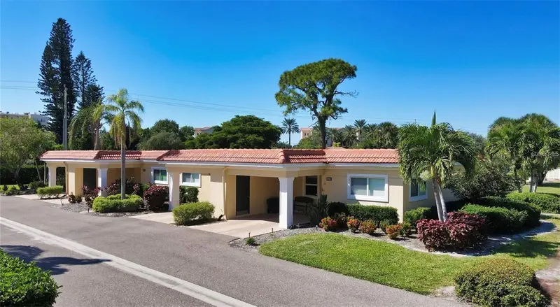 4860 Gulf Of Mexico Dr #Villa 13, FL