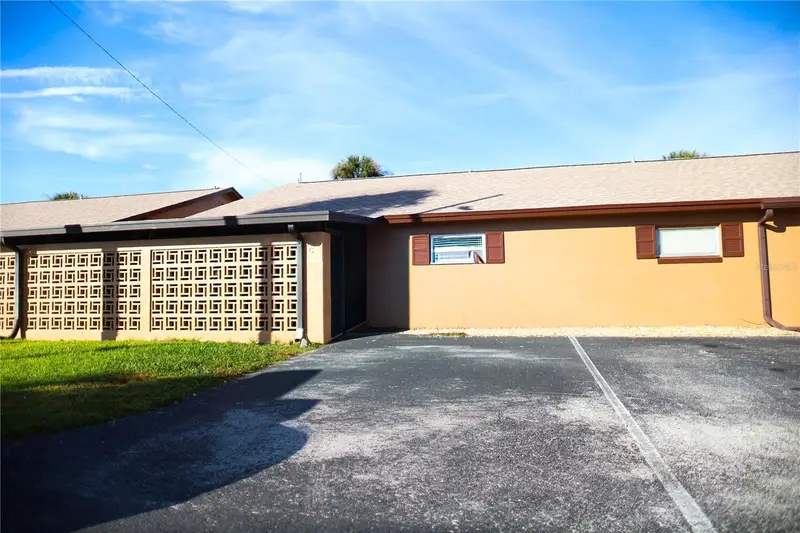 474 C St, FL
