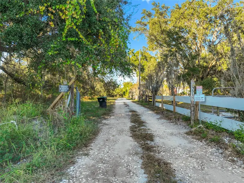 7717 Clarcona Ocoee Rd, FL