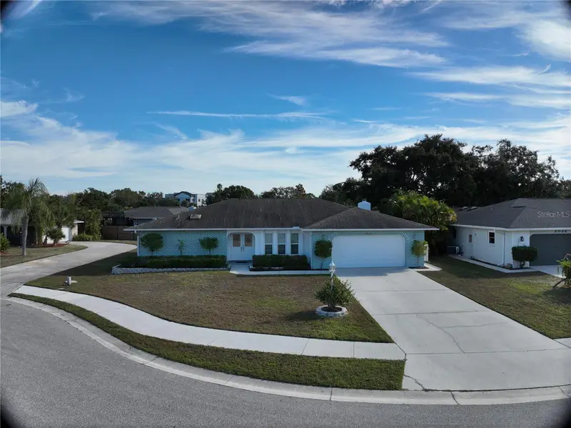 2042 Country Meadows Pl, FL