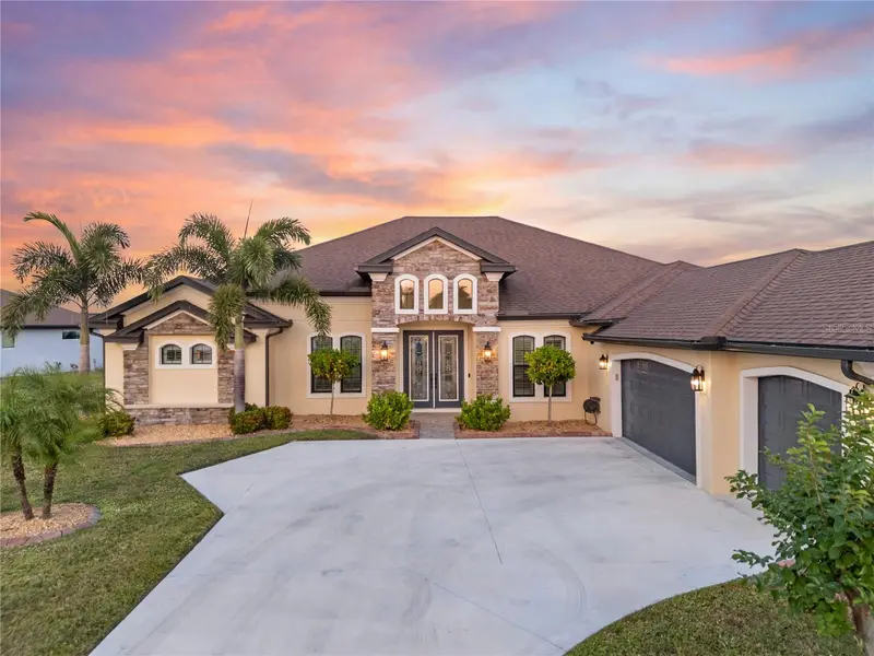 5219 Lake Venice Dr, FL