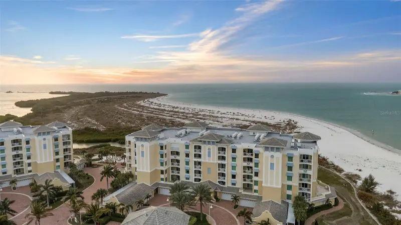 800 Collany Rd #302, FL
