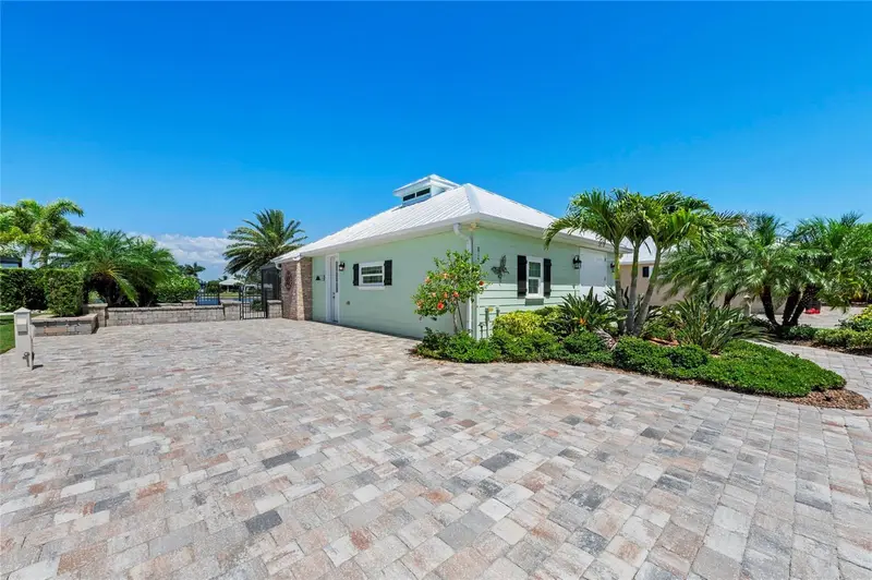 8153 Sw Bimini Way #Lot 30, FL