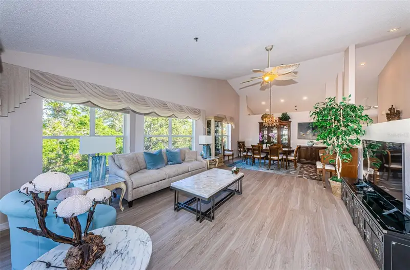 2019 Utopian Dr W #310, FL