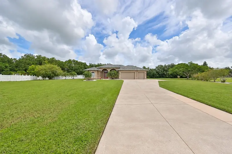17706 Bridlewood Ct, FL