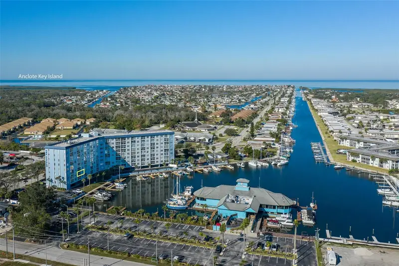 4939 Floramar Ter #312, FL