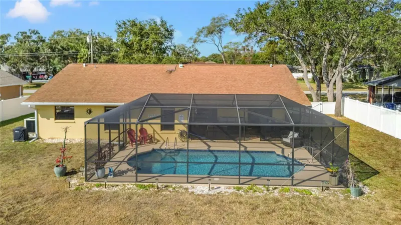 488 Fieldstone Ln, FL