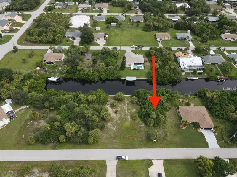 18694 Arapahoe Cir, FL