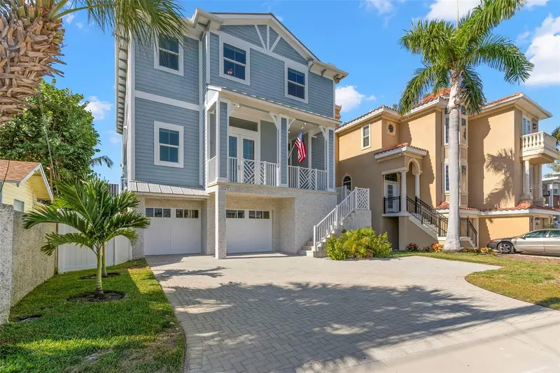 10042 Gulf Blvd, FL