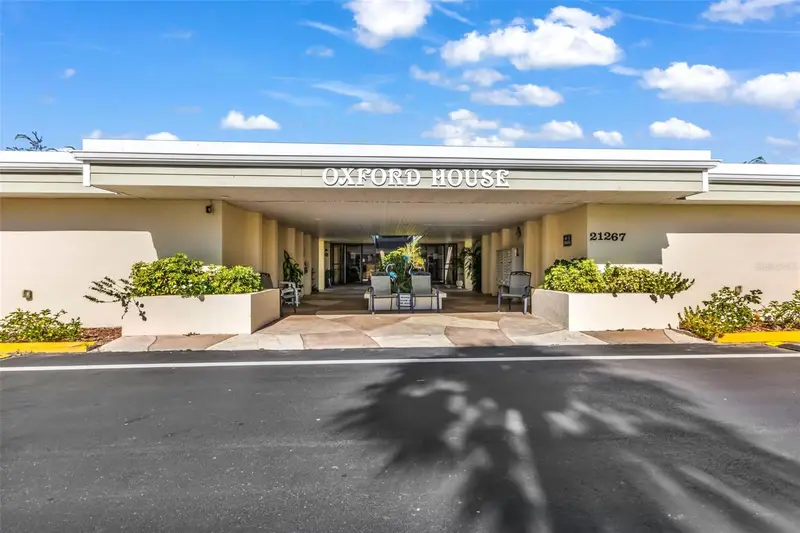 21267 Gertrude Ave #212, FL