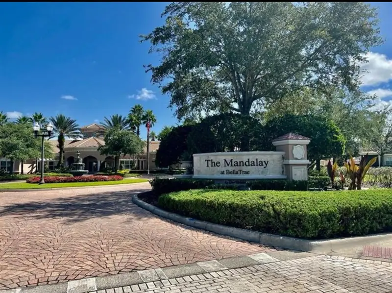 1357 Venezia Ct #102, FL