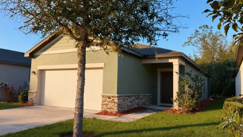 2051 Cades Cove Way, FL