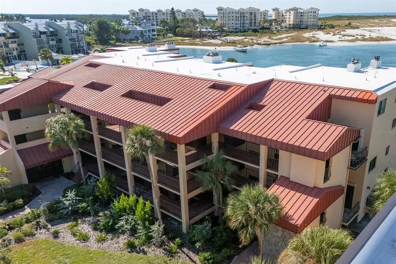 1060 Pinellas Bayway S #106, FL