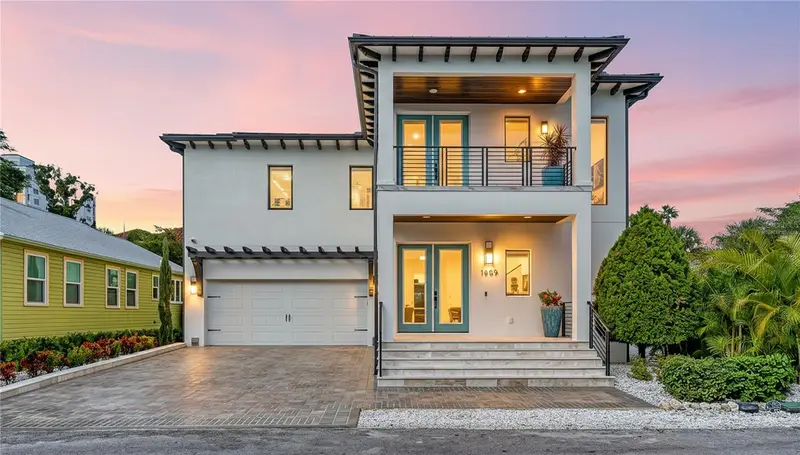 1659 Devonshire Ln, FL
