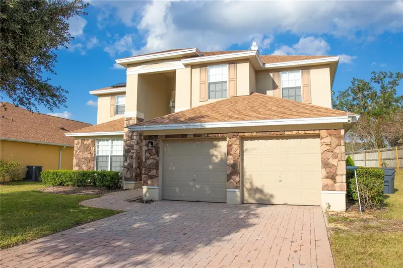 112 Cypress Pointe Ct, FL