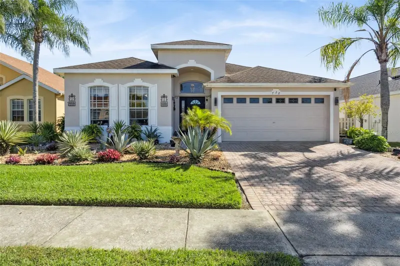 722 Birkdale St, FL
