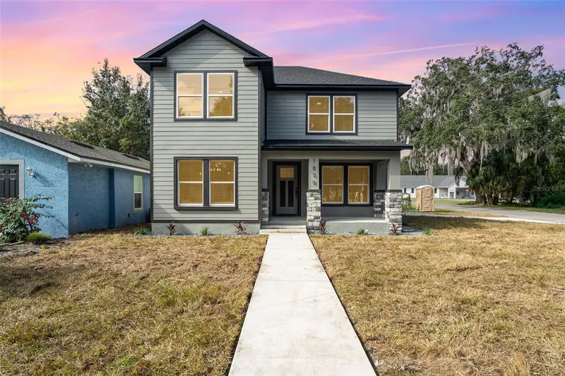 1000 S Locust Ave, FL