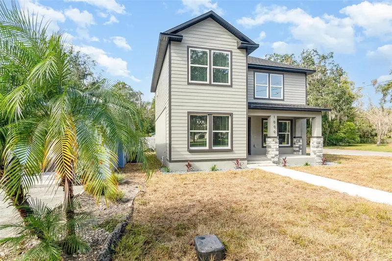 1000 S Locust Ave, FL