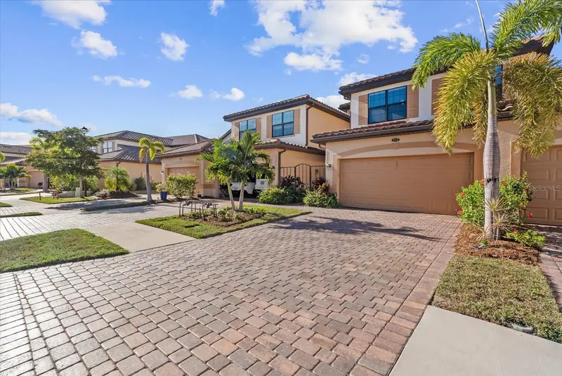 20080 Ragazza Cir #202, FL