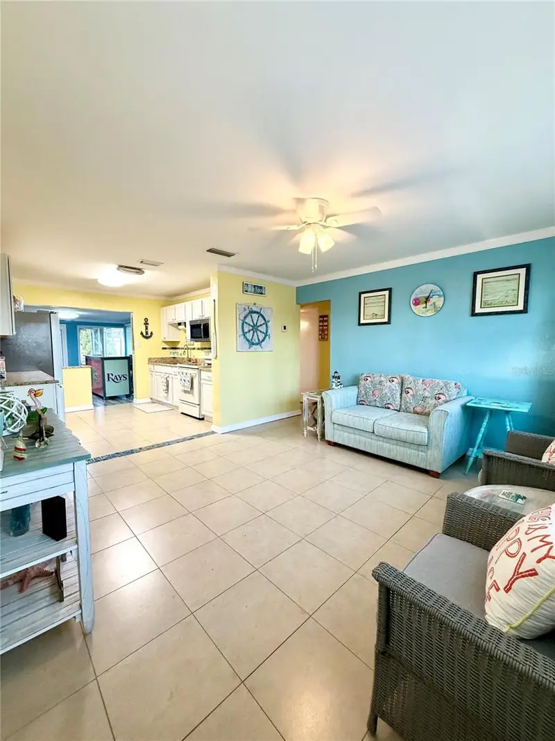 43 Hibiscus Dr, FL