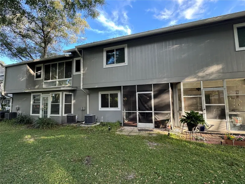 626 Red Oak Cir #110, FL