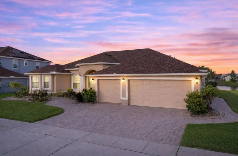 2564 Chapala Dr, FL