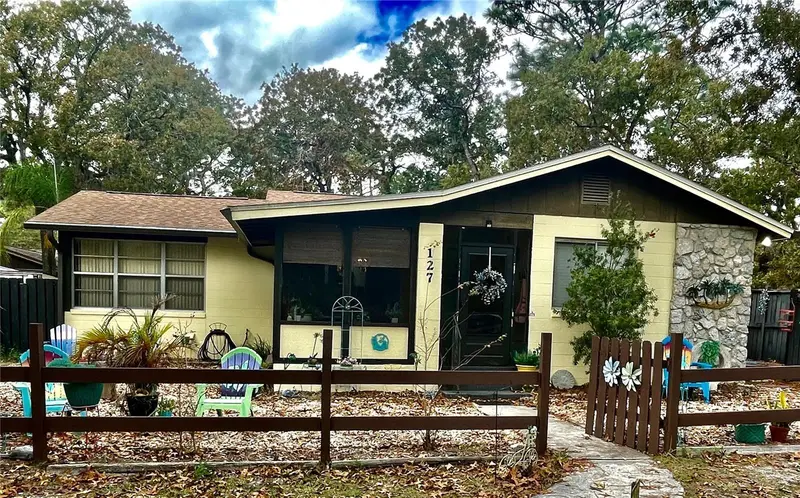 127 Cypress Pond Rd, FL
