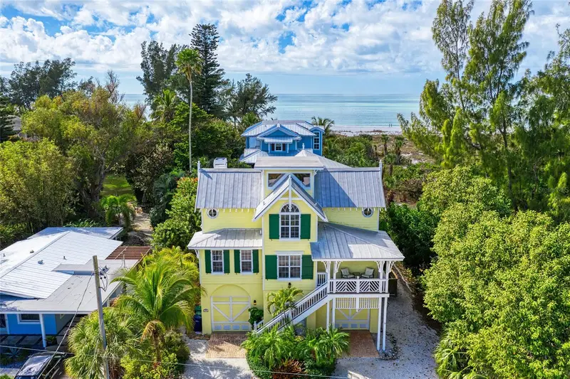 705 N Shore Dr, FL