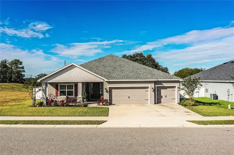 261 Walkers Point Dr, FL
