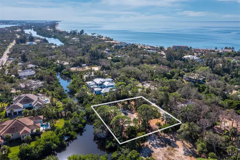 7233 Pine Needle Rd, FL