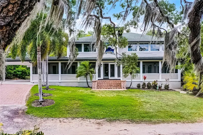 311 E 8th Ave, FL