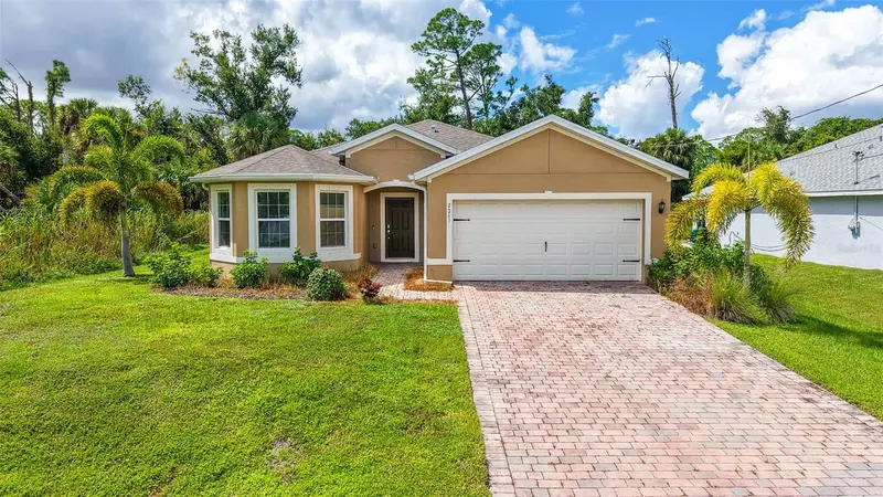 2261 Barrister St, FL