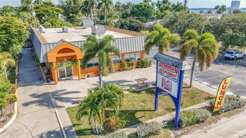 1130 N Tamiami Trl, FL