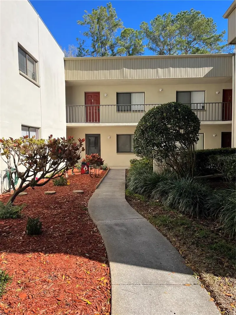 3300 Fox Chase Cir N #226, FL