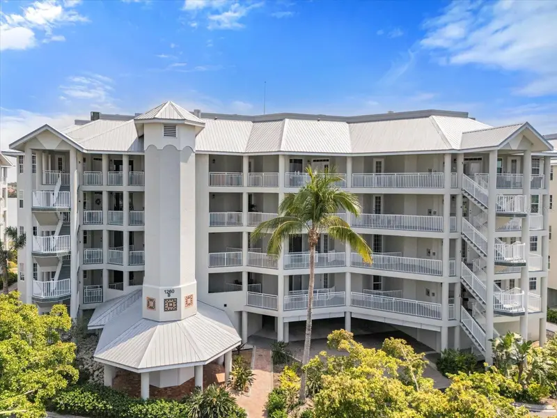 1260 Dolphin Bay Way #404, FL