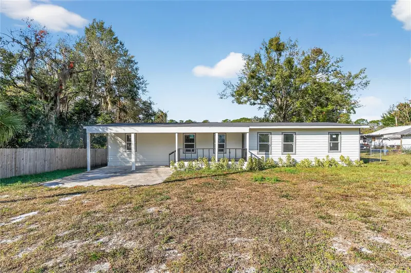 40415 Country Rd, FL