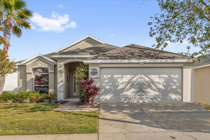 1154 Bloomingdale Dr, FL