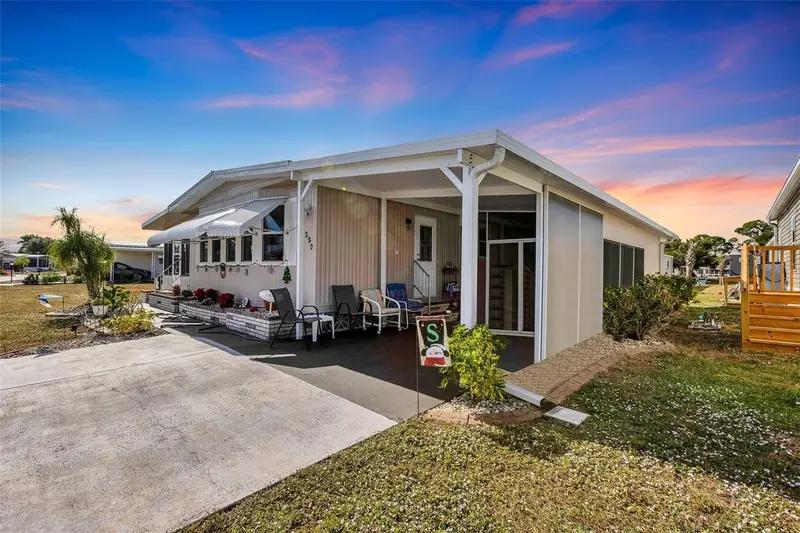 220 La Rosas, FL