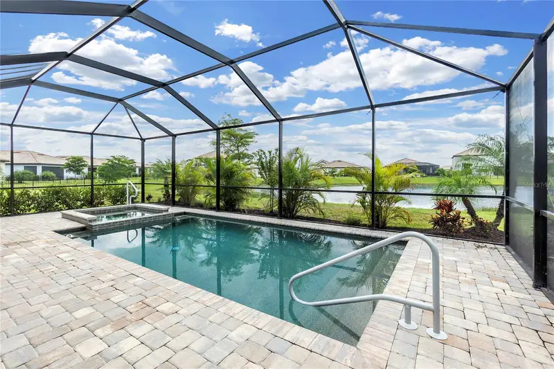 5239 Coral Reef Way, FL