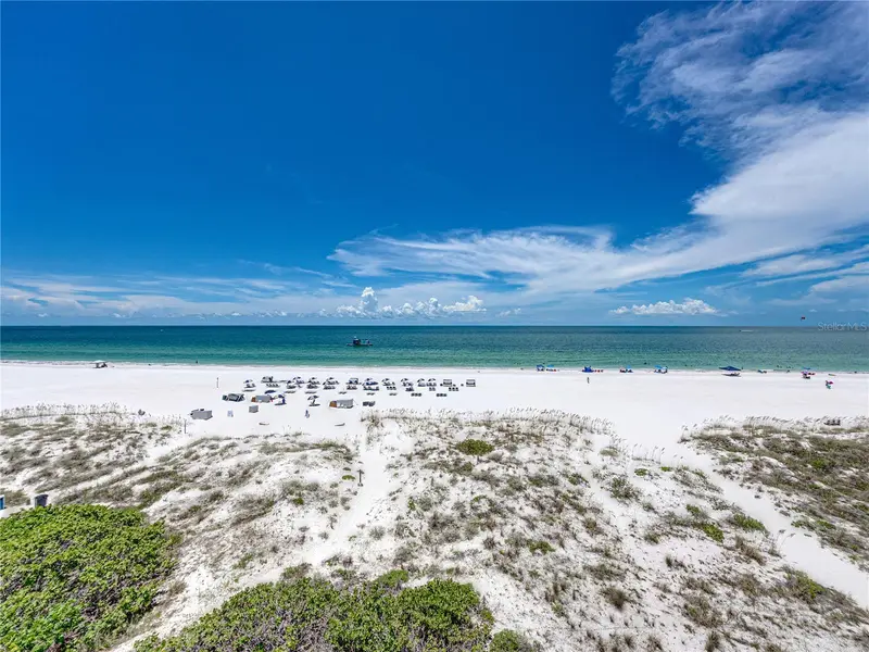 3910 Gulf Blvd #400, FL