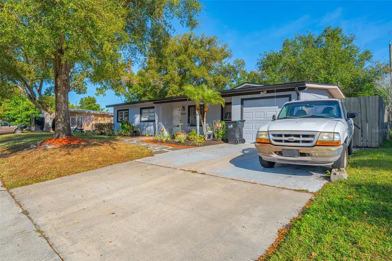 5221 Chenault Ave, FL