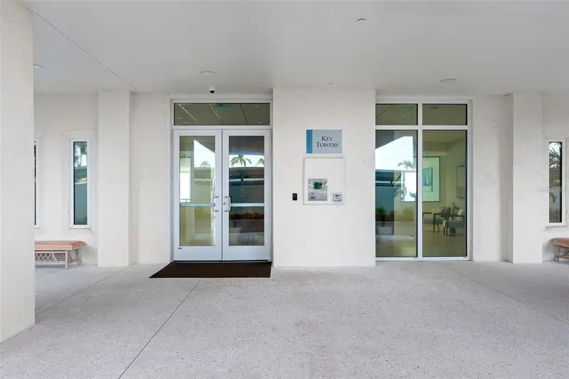 1750 Benjamin Franklin Dr #8d, FL