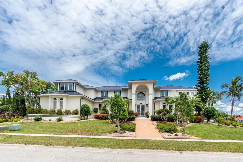 202 George Rd Se, FL