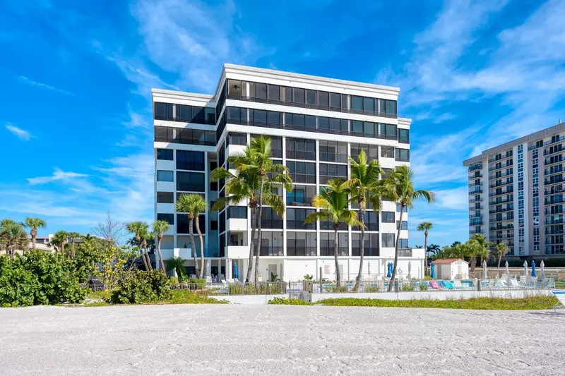 1104 Benjamin Franklin Dr #515, FL