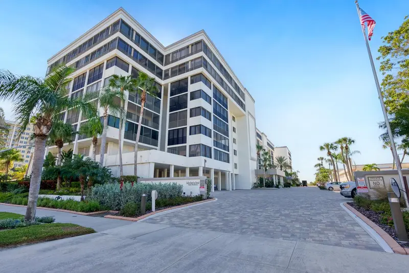 1104 Benjamin Franklin Dr #515, FL