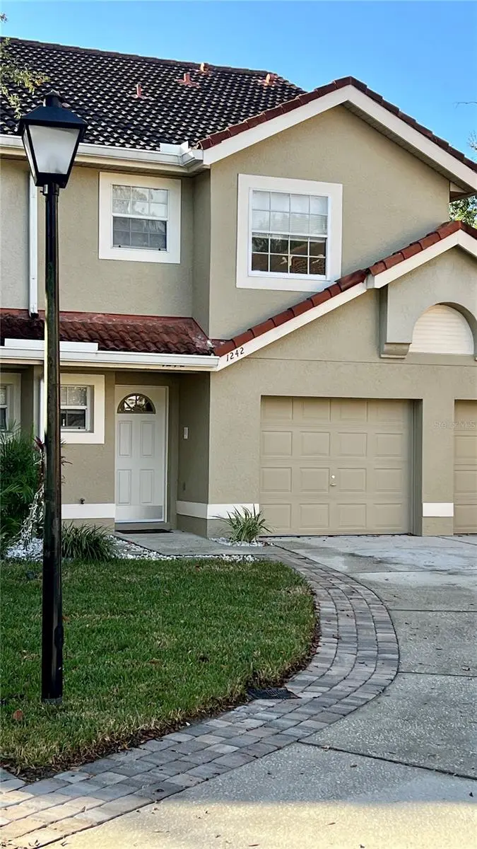 1242 N Fairway Dr, FL