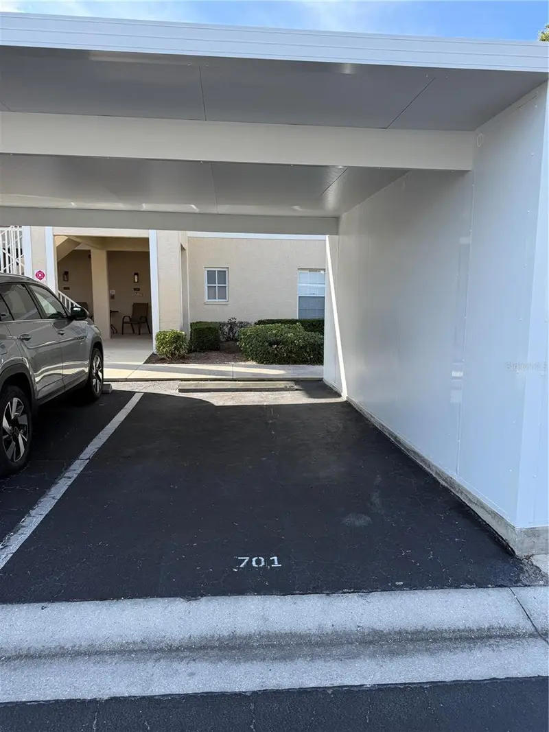 5800 Sabal Trace Dr #701, FL