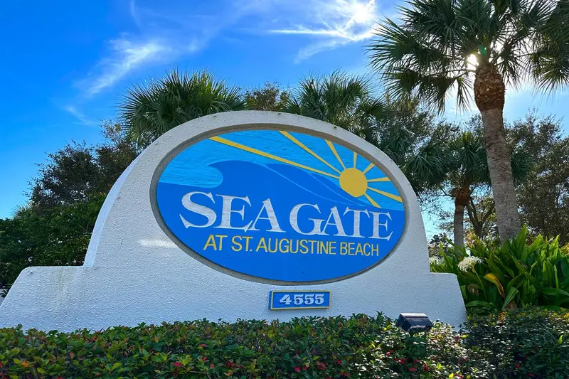 358 Monika Pl, FL