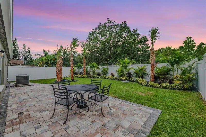4208 Pine Isle Dr, FL